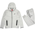 Nike tech set